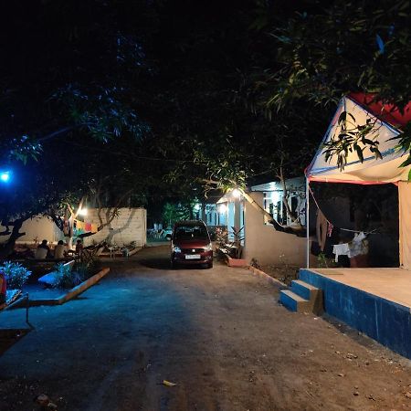 Shiv Farm House Hotel ชาซันเกอร์ ภายนอก รูปภาพ
