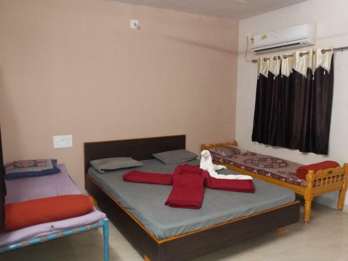 Shiv Farm House Hotel ชาซันเกอร์ ภายนอก รูปภาพ
