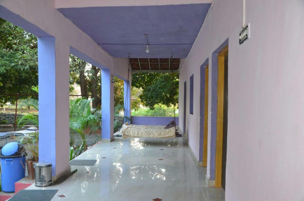 Shiv Farm House Hotel ชาซันเกอร์ ภายนอก รูปภาพ