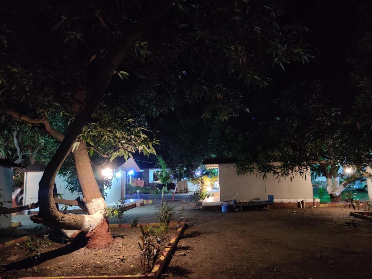 Shiv Farm House Hotel ชาซันเกอร์ ภายนอก รูปภาพ